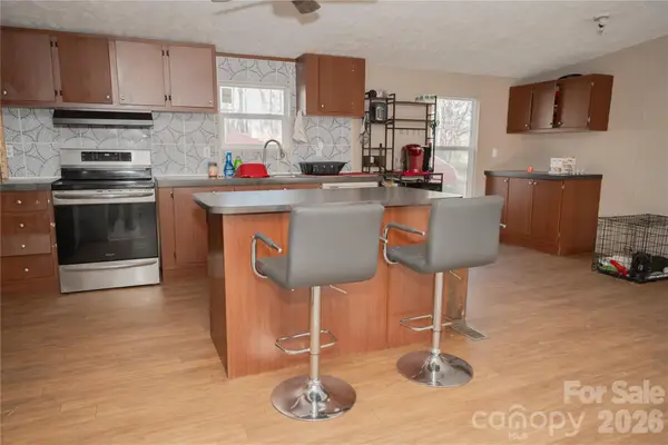 620 Marys Grove Road, Cherryville, NC 28021