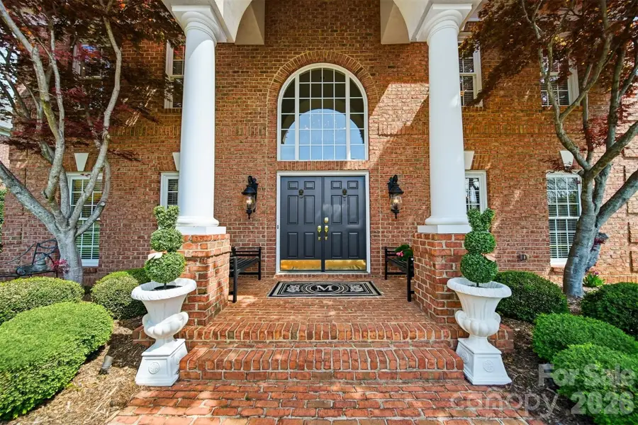 3704 8th Street Place Nw, Hickory, NC 28601 - #2