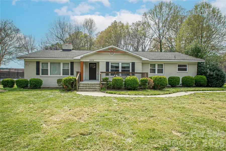 1302 E Franklin Street, Monroe, NC 28112 - #2