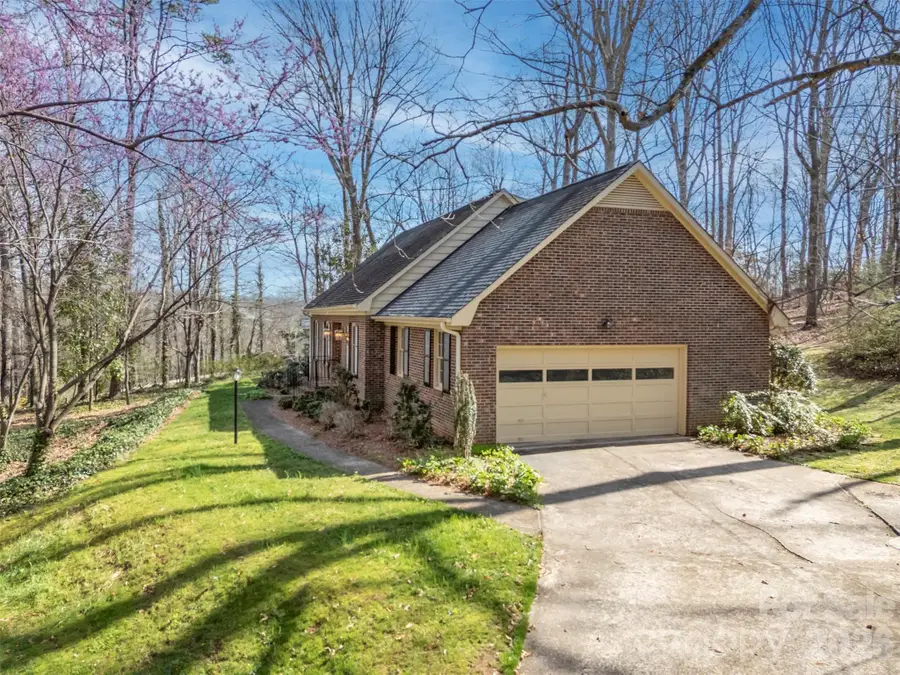 277 Forest Hills Circle, Rutherfordton, NC 28139 - #3