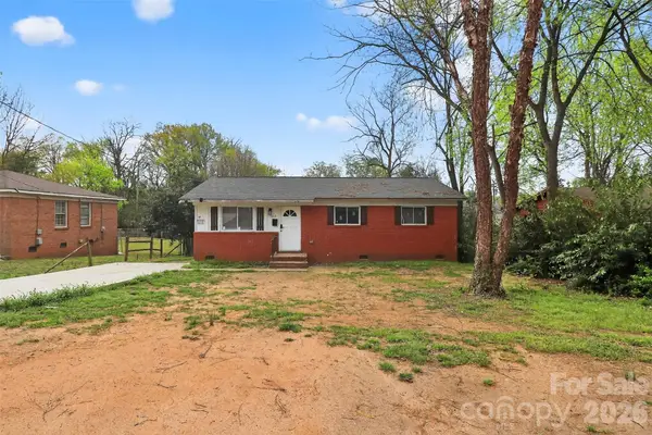 1019 Lewiston Avenue, Charlotte, NC 28208