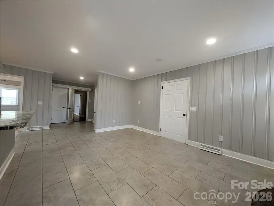 505 Williams Street, Lake City, SC 29560 - #2