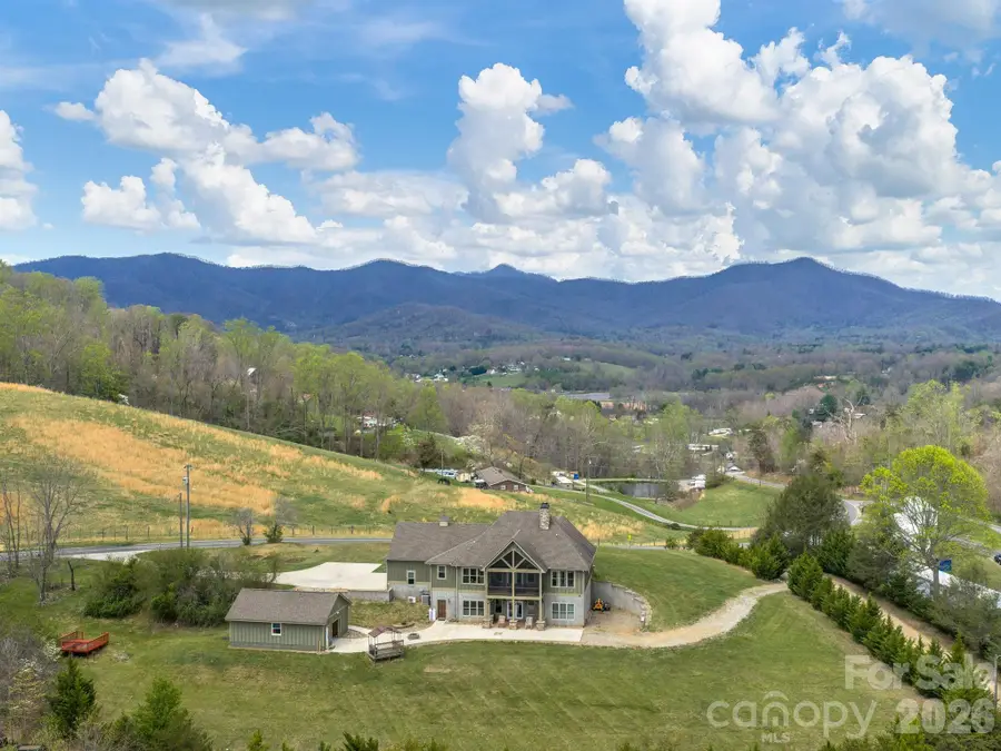 193 Youngs Cove Road, Candler, NC 28715 - #2