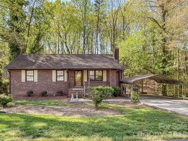 412 E Poplar Street, Stanley, NC 28164