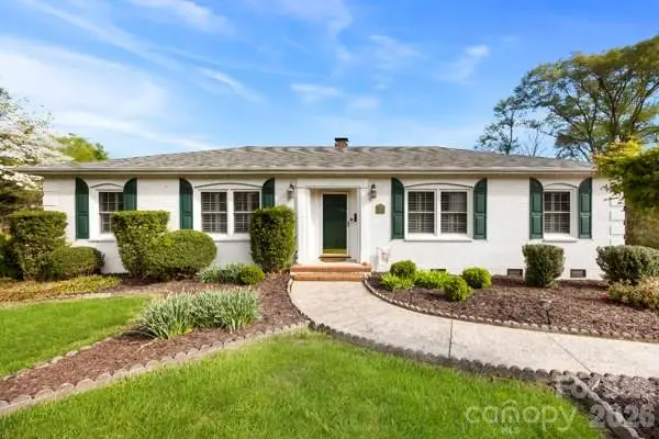 112 Brook Lane, Mount Holly, NC 28120