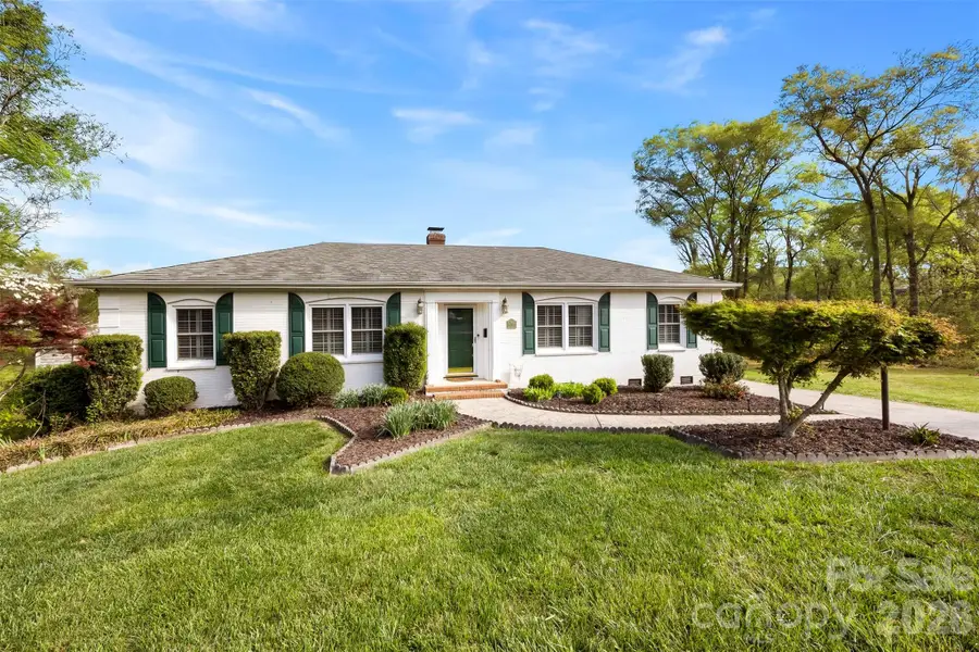 112 Brook Lane, Mount Holly, NC 28120 - #3