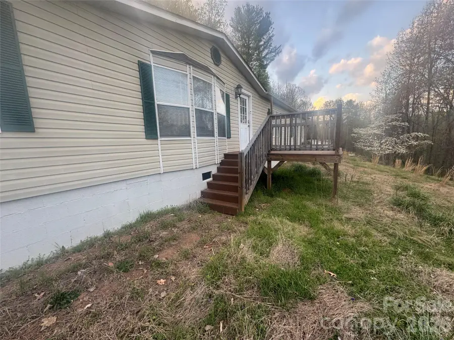 819 Milton Avenue Sw, Valdese, NC 28690 - #2