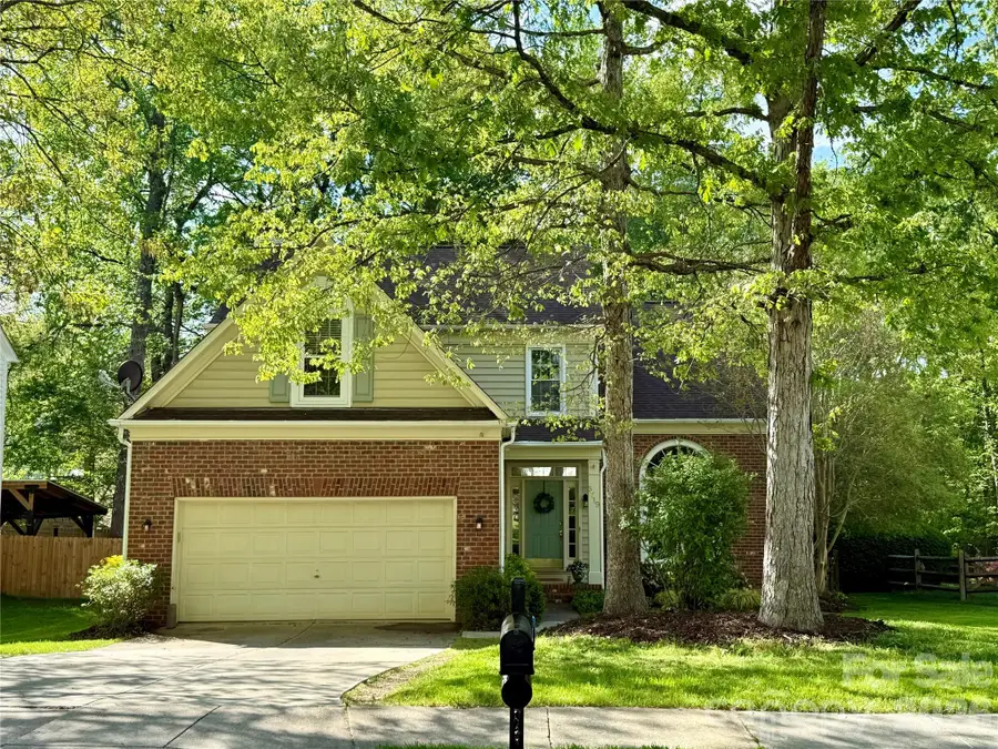 5719 Swanston Drive, Charlotte, NC 28269 - #2