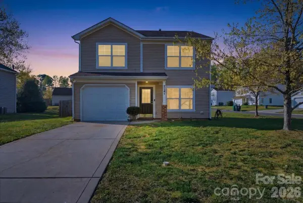 2047 Sonoma Valley Drive, Charlotte, NC 28214