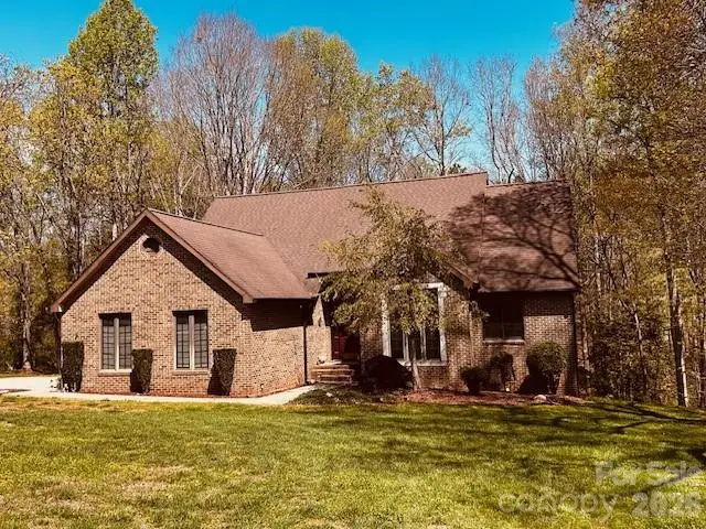 395 Wood Hollow Road, Taylorsville, NC 28681 - #1