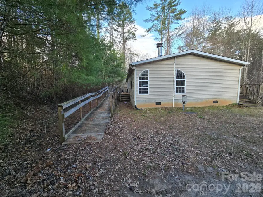 6 Woodland Street, Spruce Pine, NC 28777 - #3