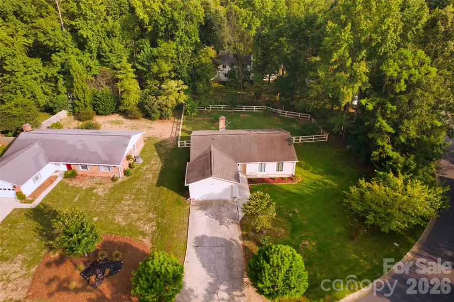 524 Regency Drive, Charlotte, NC 28211 - #2