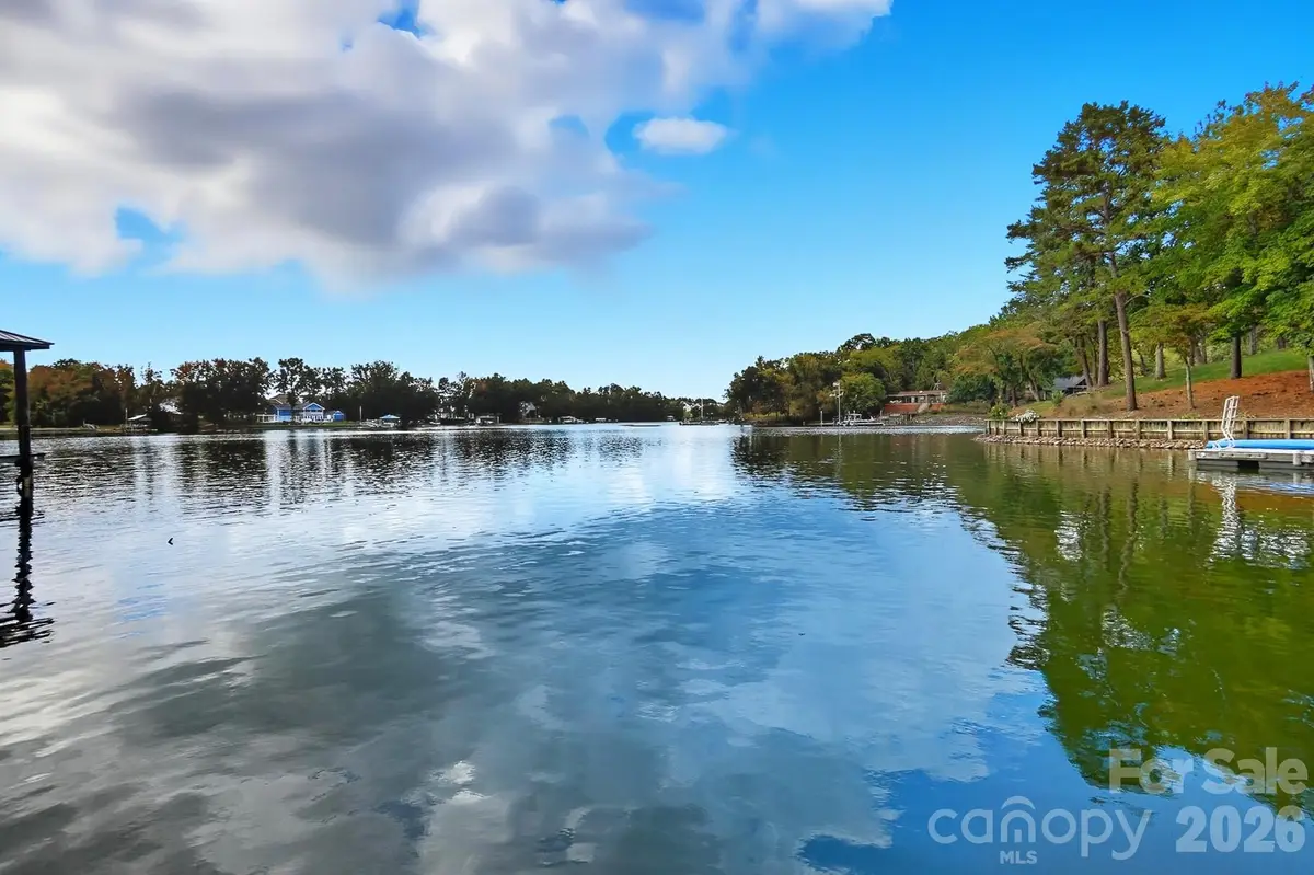 17909 Wilbanks Drive, Charlotte, NC 28278 - #1