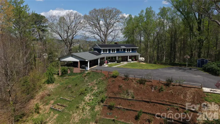 56 E Glenview Street, Marion, NC 28752 - #3