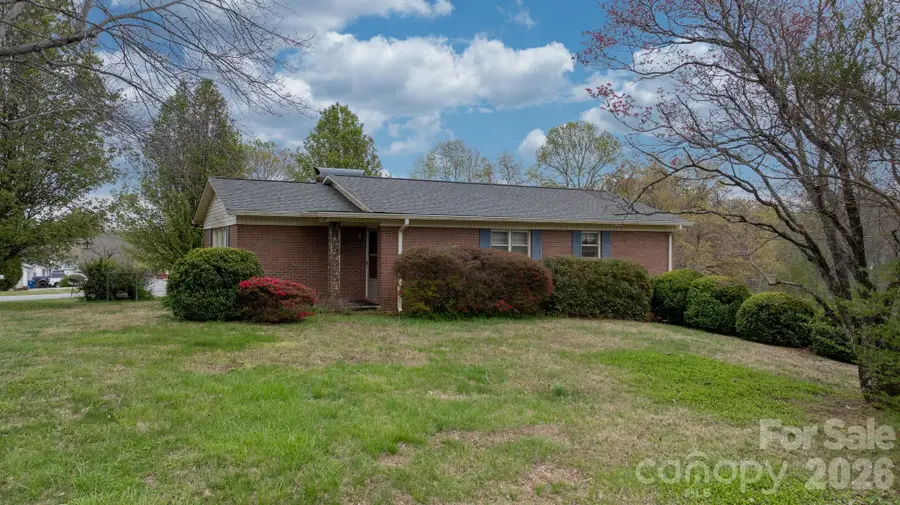 200 Hayes Avenue, Hudson, NC 28638 - #3