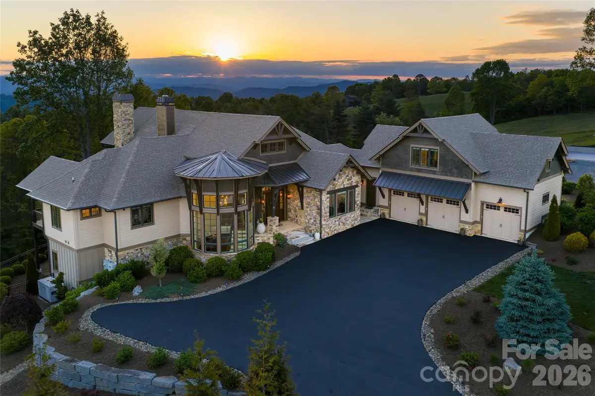 31 Bear Tree Court, Hendersonville, NC 28792 - #1