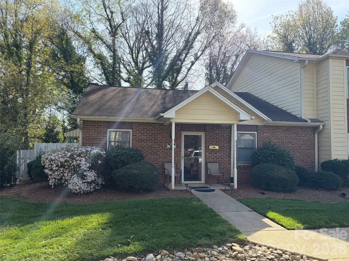 605 8th Avenue Sw #D5, Conover, NC 28613 - #1