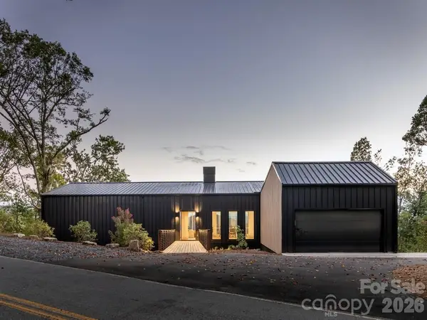 631 Elk Mountain Scenic Highway, Asheville, NC 28804