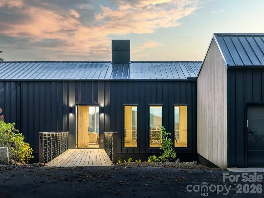 631 Elk Mountain Scenic Highway, Asheville, NC 28804 - #3