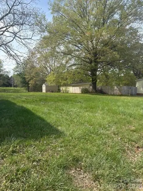 1415 3rd Street Place Ne, Hickory, NC 28601 - #2