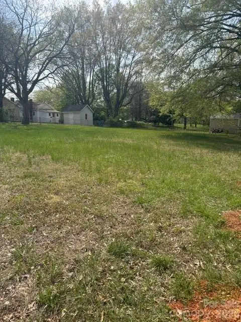 1415 3rd Street Place Ne, Hickory, NC 28601 - #3