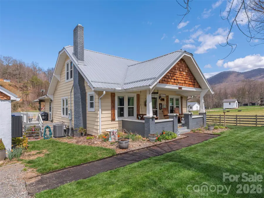 4896 Dutch Cove Road, Canton, NC 28716 - #2