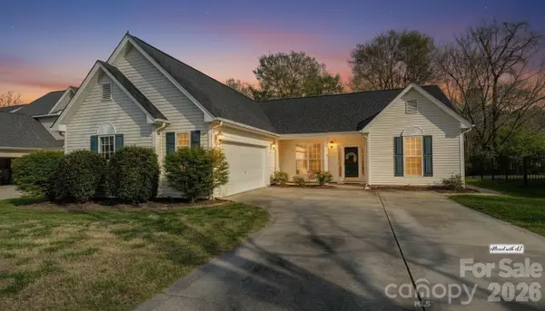 8423 Meadowcreek Village Drive, Locust, NC 28097