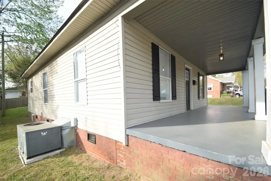 152 Academy Avenue Nw, Concord, NC 28025 - #3