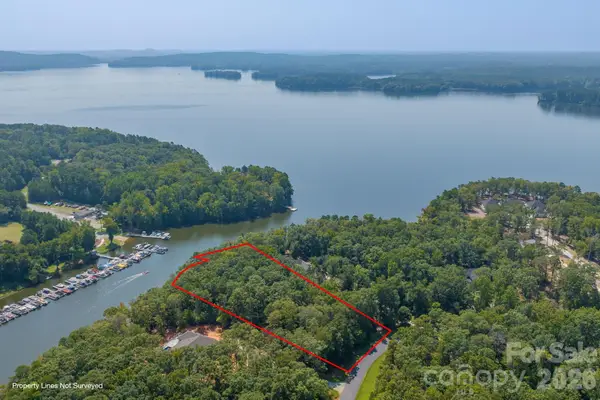 1047 Starboard Reach Drive #36, Lexington, NC 27292