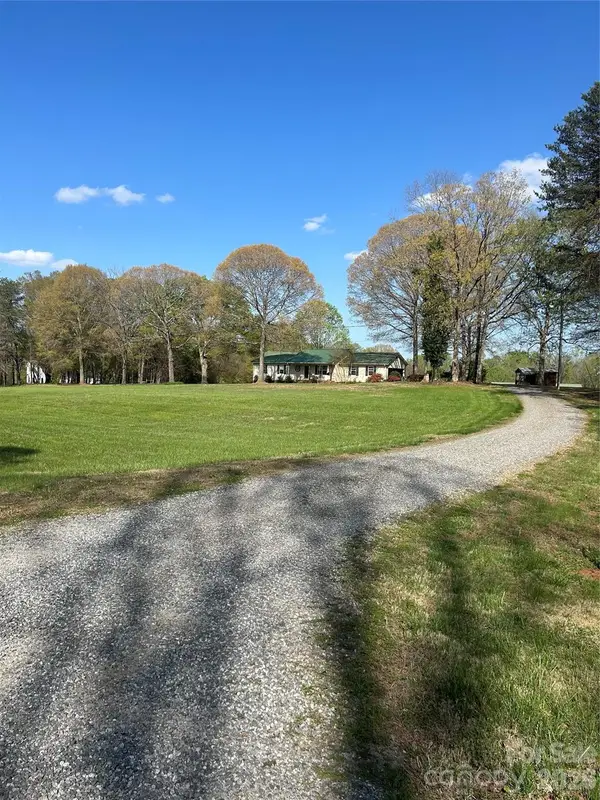 284 Blossom Hill Road, Lincolnton, NC 28092