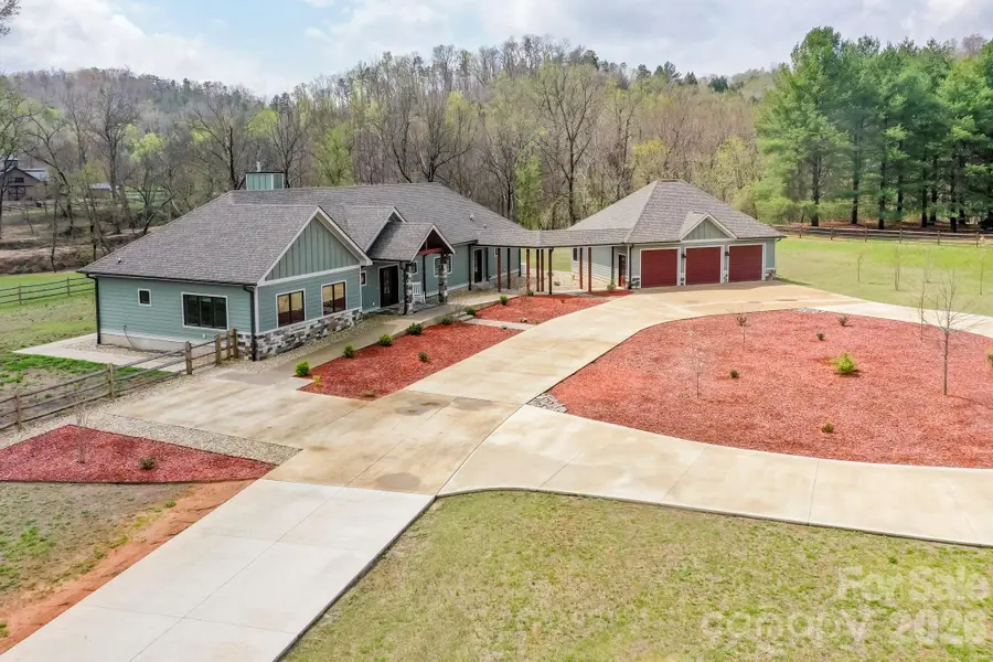 118 Mcowenben Pass, Lake Lure, NC 28746 - #3