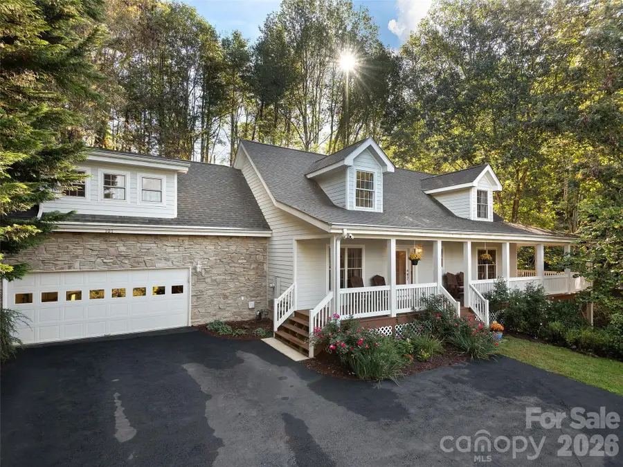 101 Skyview Drive, Asheville, NC 28804 - #2