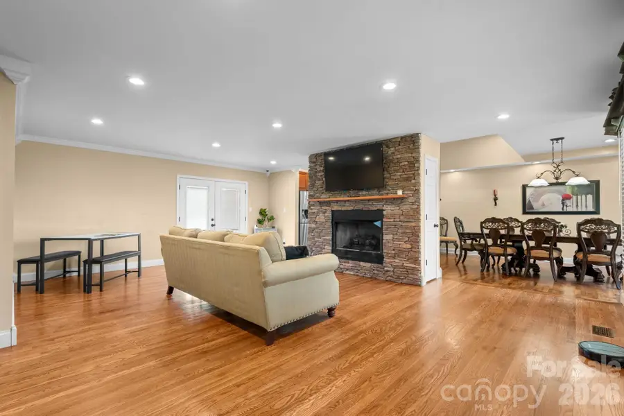 1315 Pear Drive, Conover, NC 28613 - #2