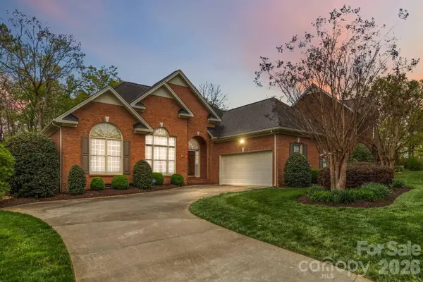 1443 Porch Swing Lane, Matthews, NC 28104