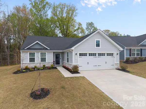 410 Hollis Place, Lancaster, SC 29720