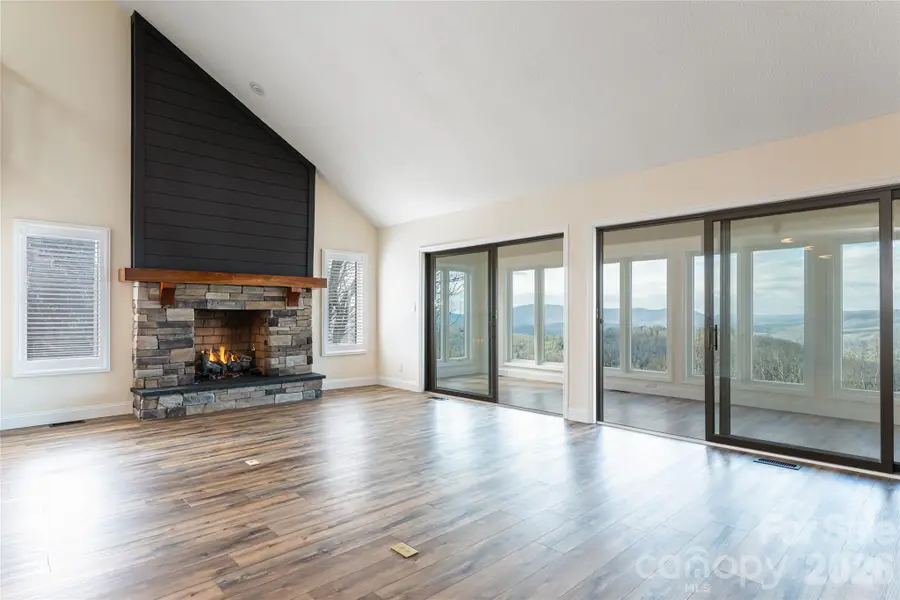 1203 Fleetwood Plaza, Hendersonville, NC 28739 - #2