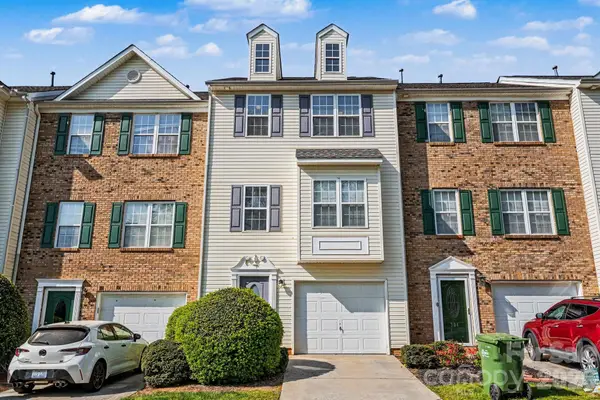 308 Langhorne Drive, Mount Holly, NC 28120