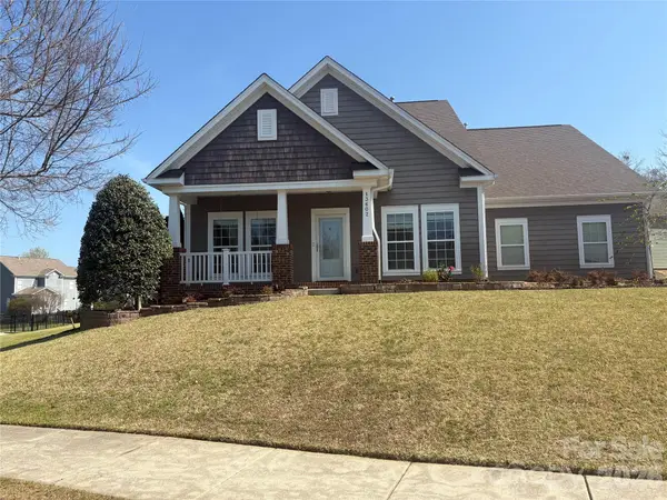 13602 Helen Benson Boulevard, Davidson, NC 28036