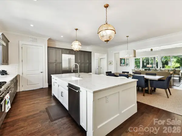 6531 Hazelton Drive, Charlotte, NC 28210