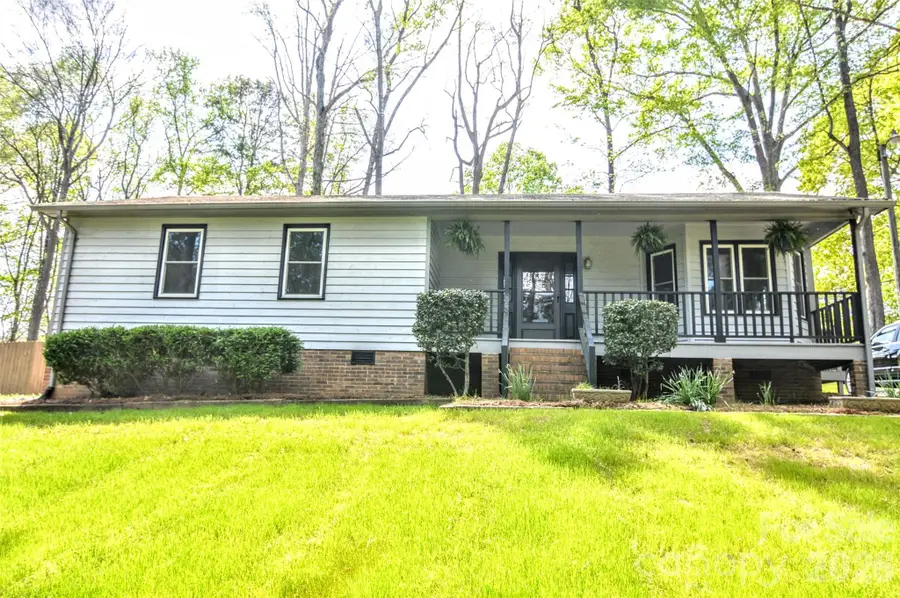 3916 Wonderland Drive, Matthews, NC 28104 - #2