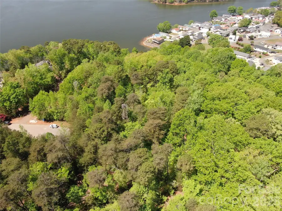 210 Kingfisher Drive, New London, NC 28127 - #2