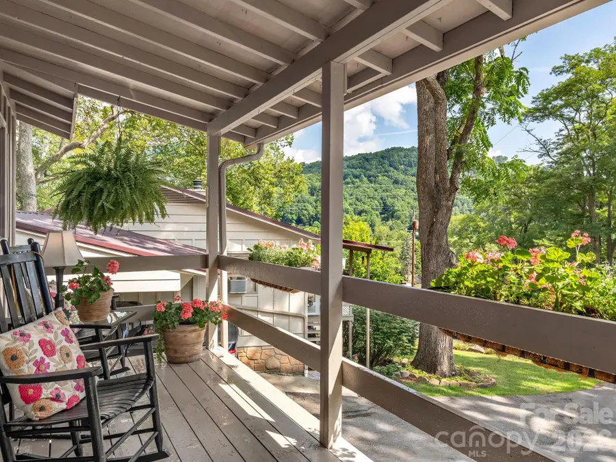 54 Brookside Lane, Maggie Valley, NC 28751 - #2