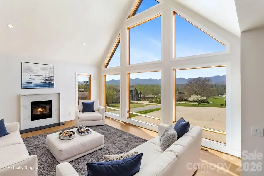 8 Nottingham Drive, Candler, NC 28715 - #2