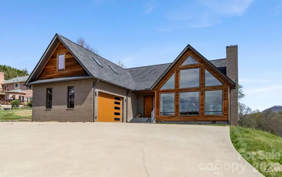 8 Nottingham Drive, Candler, NC 28715 - #3