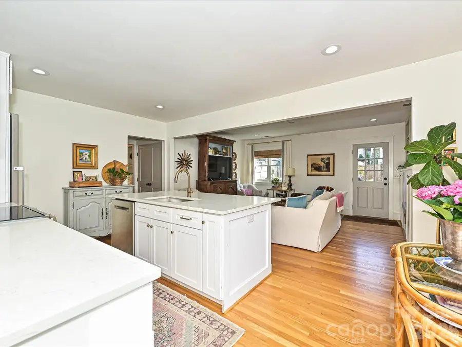 505 E Tremont Avenue, Charlotte, NC 28203 - #3