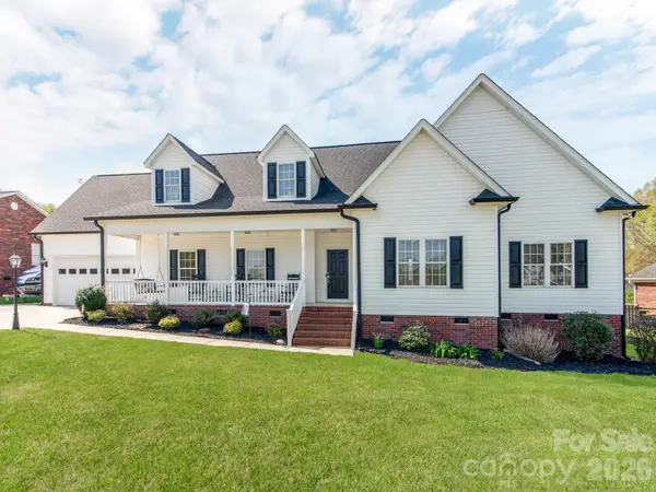 2261 Stallings Road, Harrisburg, NC 28075