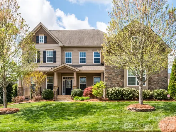 8460 Penton Place, Harrisburg, NC 28075