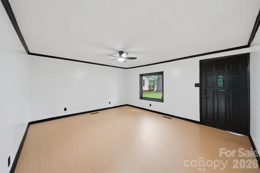 201 Cape Hickory Road, Hickory, NC 28601 - #3