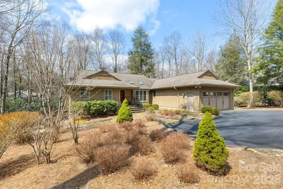 174 Garnet Rock Trail, Highlands, NC 28741 - #1