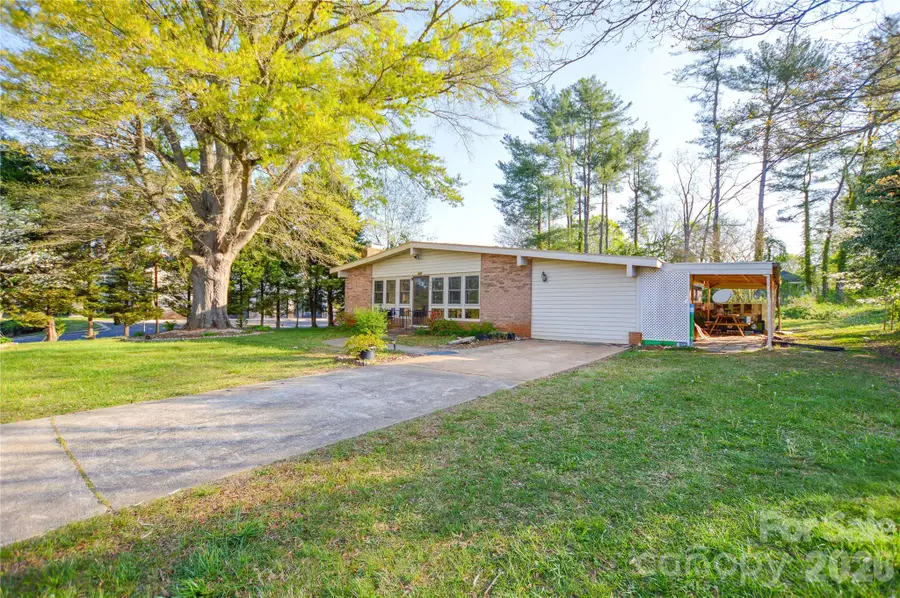 230 Lytton Street, Troutman, NC 28166 - #2